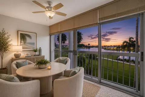 169 Atlantis Blvd #205, Atlantis, FL 33462