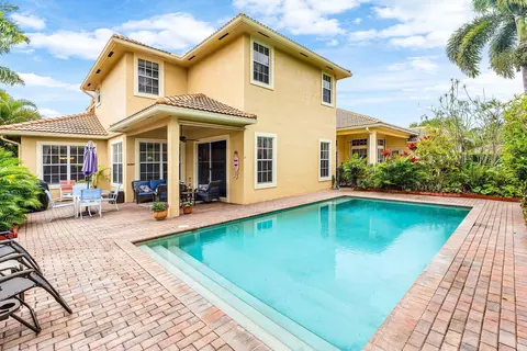 Exterior - 123 Via Castilla, Jupiter, FL 33458 photo 5 of 7