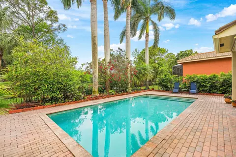 Exterior - 123 Via Castilla, Jupiter, FL 33458 photo 7 of 7