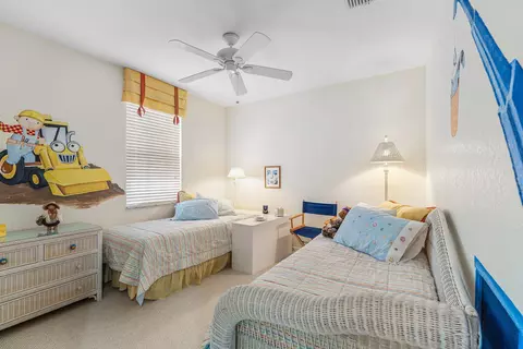 Bedroom - 123 Via Castilla, Jupiter, FL 33458 photo 3 of 8
