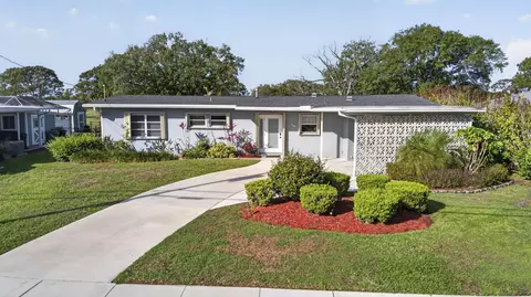 2948 SE Treasure Island Rd, Port Saint Lucie, FL 34952