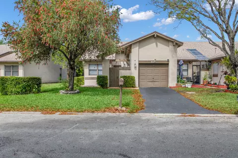 8203 NW 100th Way, Tamarac, FL 33321