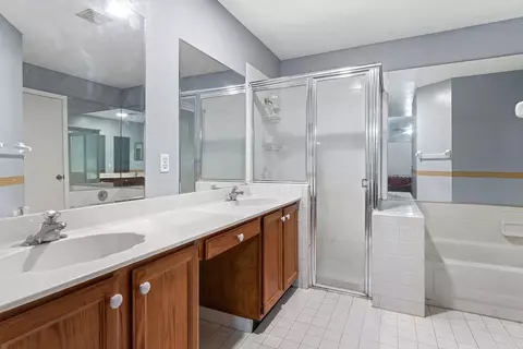 Bath - 143 St Michaels Ct, Jupiter, FL 33458 photo 1 of 5
