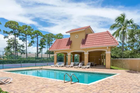 Exterior - 143 St Michaels Ct, Jupiter, FL 33458 photo 5 of 5