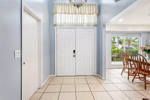 Entry Way - 143 St Michaels Ct, Jupiter, FL 33458 photo 2 of 2