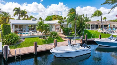 4450 NE 24th Ter, Lighthouse Point, FL 33064