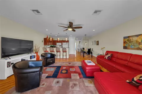 1327 SE 3rd Ave, Pompano Beach, FL 33060 photo 14