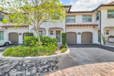 1327 SE 3rd Ave, Pompano Beach, FL 33060 photo 3