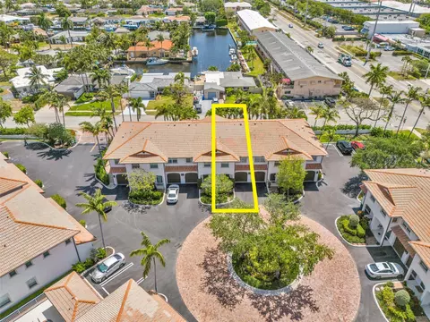 1327 SE 3rd Ave, Pompano Beach, FL 33060 photo 7