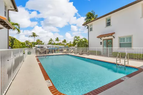1327 SE 3rd Ave, Pompano Beach, FL 33060 photo 32
