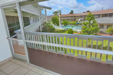 600 Pine Dr #209, Pompano Beach, FL 33060 photo 13