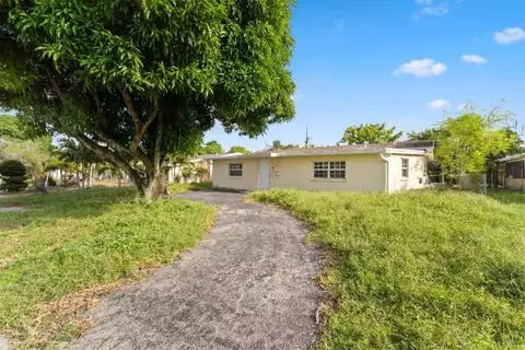 7820 Orleans St, Miramar, FL 33023