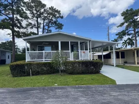 4209 Royal Manor Blvd #136, Boynton Beach, FL 33436