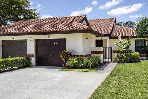 10711 Palm Leaf Dr #B, Boynton Beach, FL 33437