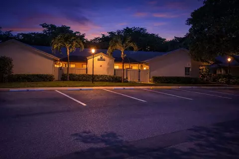 4839 NW 22nd St, Coconut Creek, FL 33063