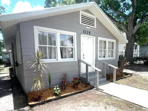 1135 17th Pl, Vero Beach, FL 32960