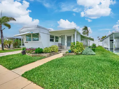 4300 SE Saint Lucie Blvd #123, Stuart, FL 34997