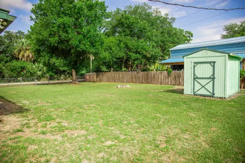 Exterior - 1120 SW 8th Ct, Okeechobee, FL 34974 photo 4 of 4