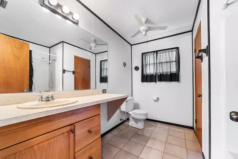 Bath - 1120 SW 8th Ct, Okeechobee, FL 34974 photo 3 of 5