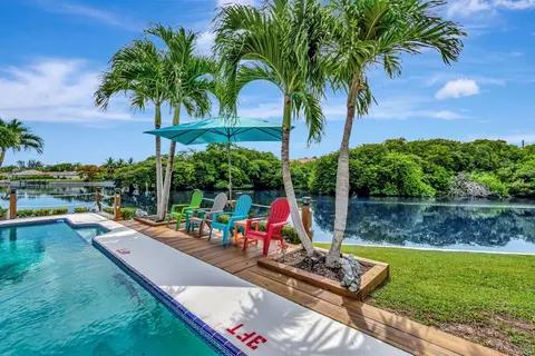 302 Venice Dr, Boynton Beach, FL 33426