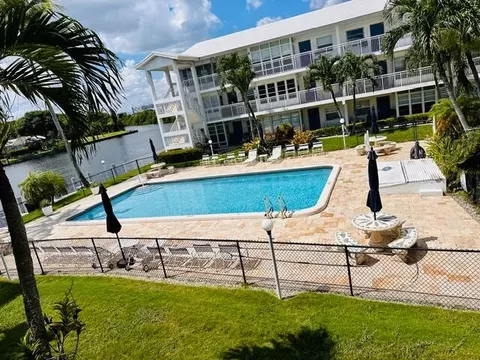 1150 NW 30th Ct NW #203, Wilton Manors, FL 33311