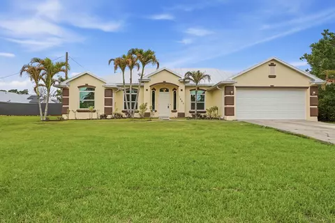 1685 SW Starman Ave, Port Saint Lucie, FL 34953