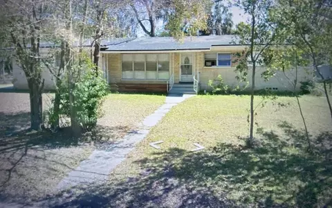 6751 Alaro Rd, Jacksonville, FL 32209