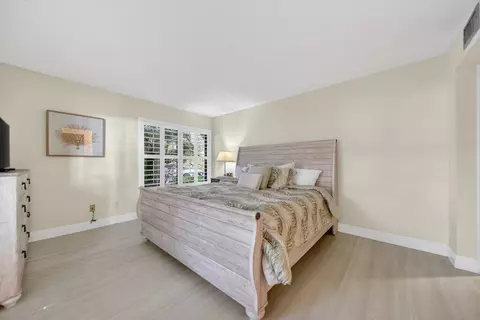 Bedroom - 218 NEdgewater Dr #218, Stuart, FL 34996 photo 2 of 4