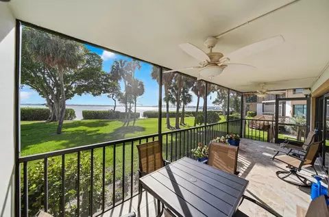 Exterior - 218 NEdgewater Dr #218, Stuart, FL 34996 photo 2 of 5