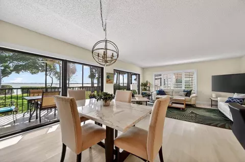 Dining - 218 NEdgewater Dr #218, Stuart, FL 34996 photo 2 of 2