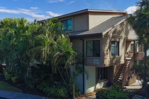 Exterior - 218 NEdgewater Dr #218, Stuart, FL 34996 photo 5 of 5