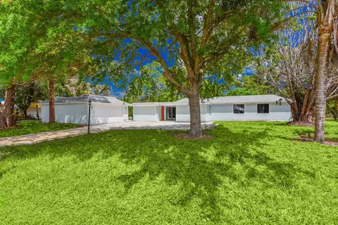 8587 SW 18th Ave, Stuart, FL 34997