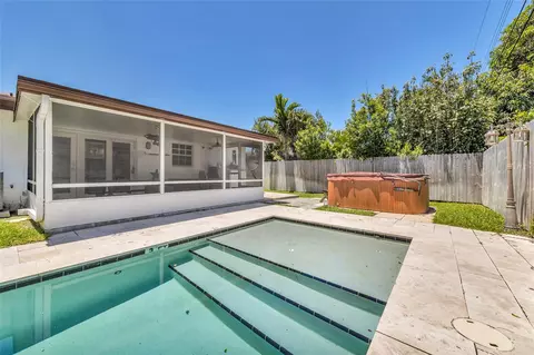 Exterior - 3213 Dover Rd, Pompano Beach, FL 33062 photo 3 of 13
