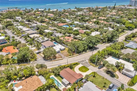 View/Area - 3213 Dover Rd, Pompano Beach, FL 33062 photo 6 of 7