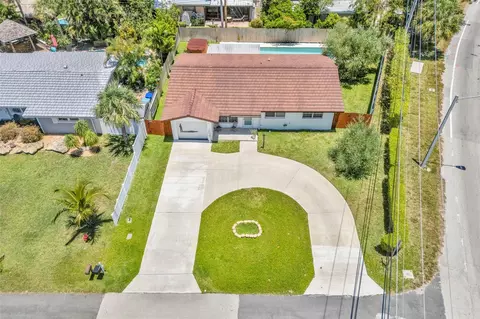 View/Area - 3213 Dover Rd, Pompano Beach, FL 33062 photo 3 of 7