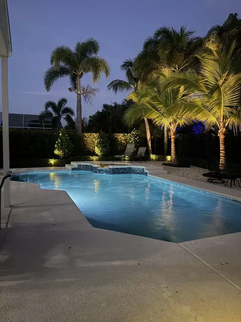 Exterior - 4620 SE Winter Haven Ct, Stuart, FL 34997 photo 10 of 10