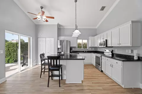 Kitchen - 4620 SE Winter Haven Ct, Stuart, FL 34997 photo 1 of 2