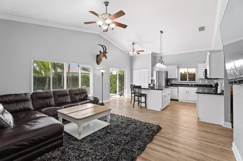 Living - 4620 SE Winter Haven Ct, Stuart, FL 34997 photo 1 of 2