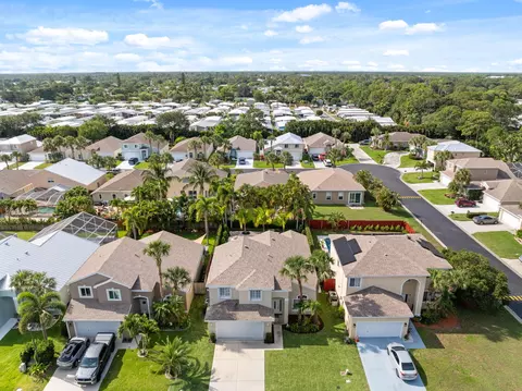 View/Area - 4620 SE Winter Haven Ct, Stuart, FL 34997 photo 2 of 6