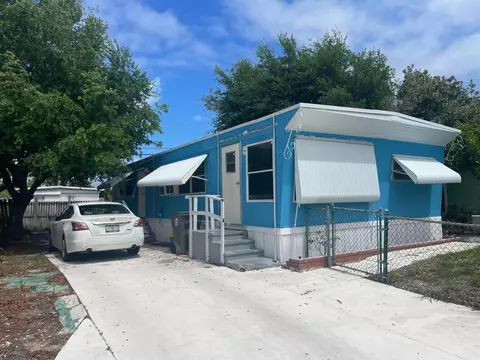2939 Banyan Ln, West Palm Beach, FL 33403