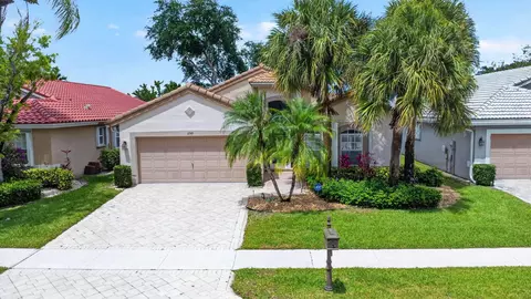 6745 Sun River Rd, Boynton Beach, FL 33437