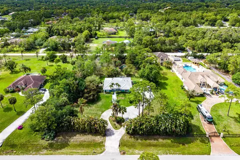 16398 Temple Blvd, Loxahatchee, FL 33470