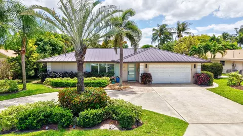 618 Sunshine Dr, Delray Beach, FL 33444
