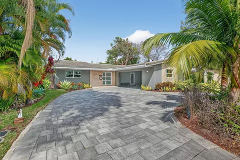 1721 NE 37th St, Oakland Park, FL 33334