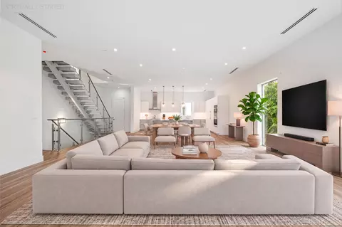 11 SE 11th Ave, Fort Lauderdale, FL 33301