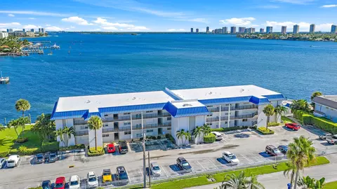 400 Wilma Cir #108, Riviera Beach, FL 33404