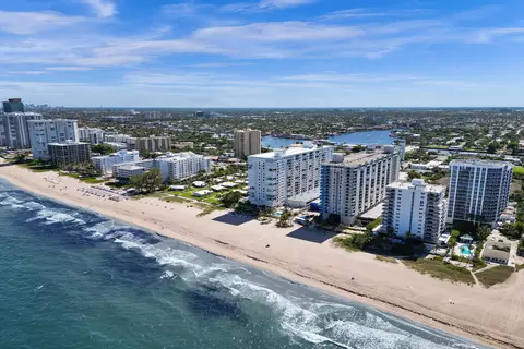 1010 S Ocean Blvd #09, Pompano Beach, FL 33062