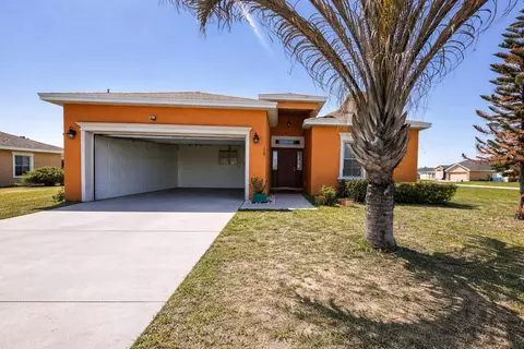 1003 Mystery Cir, Davenport, FL 33837