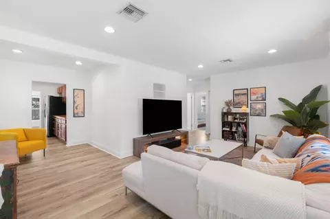 1630 NW 4th Ave, Fort Lauderdale, FL 33311