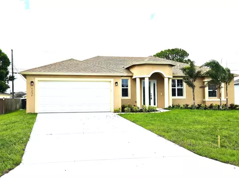 4252 SW Muncie St, Port Saint Lucie, FL 34953